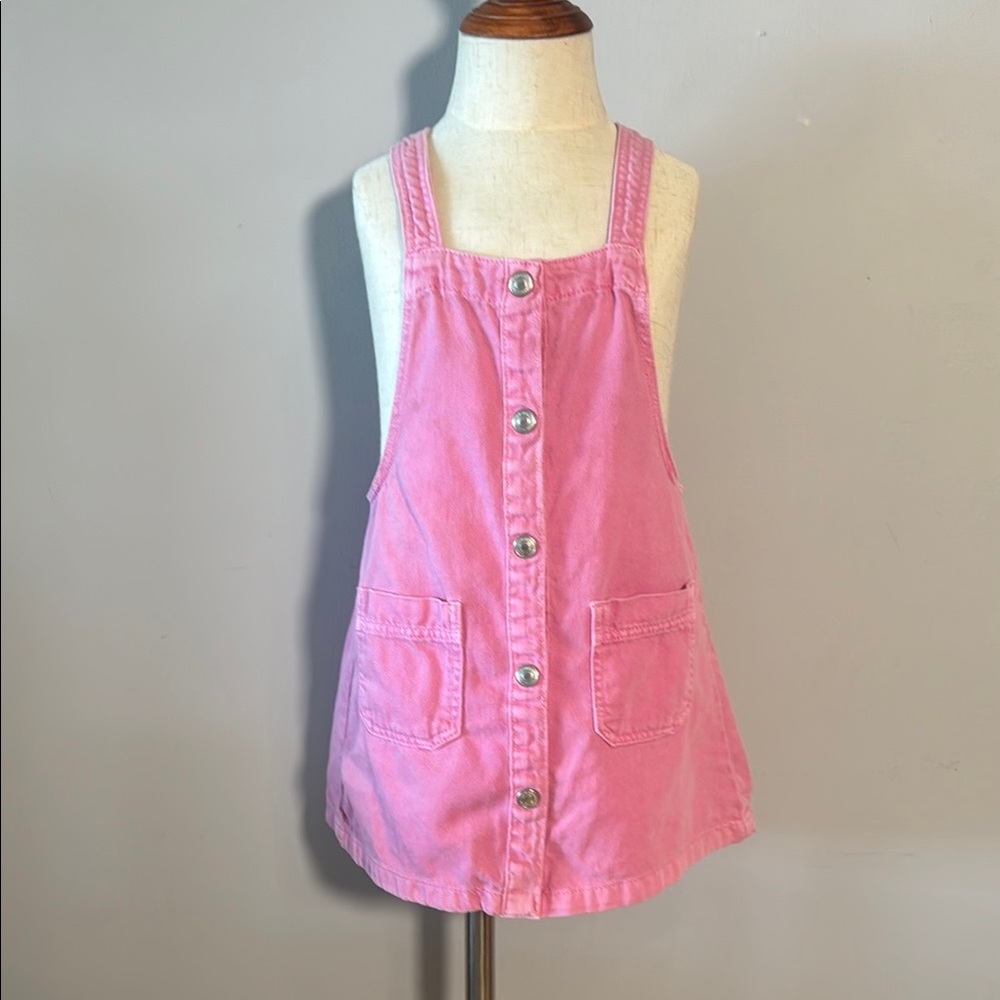 Pink Button-Front denim dress. Size:4-5 girl